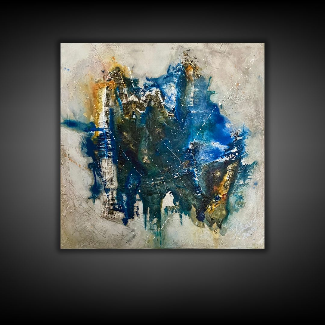 Abstraktes Gemälde Wächter an der Schwelle: Spirituelle Kunst mit drei markanten Formen und herunterlaufenden Farblinien in Weiß, Schwarz und Gold von LishareArt